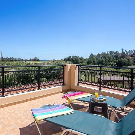 Alnika Villa *